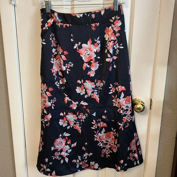 Laundry by Shelli Segal Women’s 4 Navy Pink Floral A line Summer 90’s Midi Skirt - Picture 2 of 8